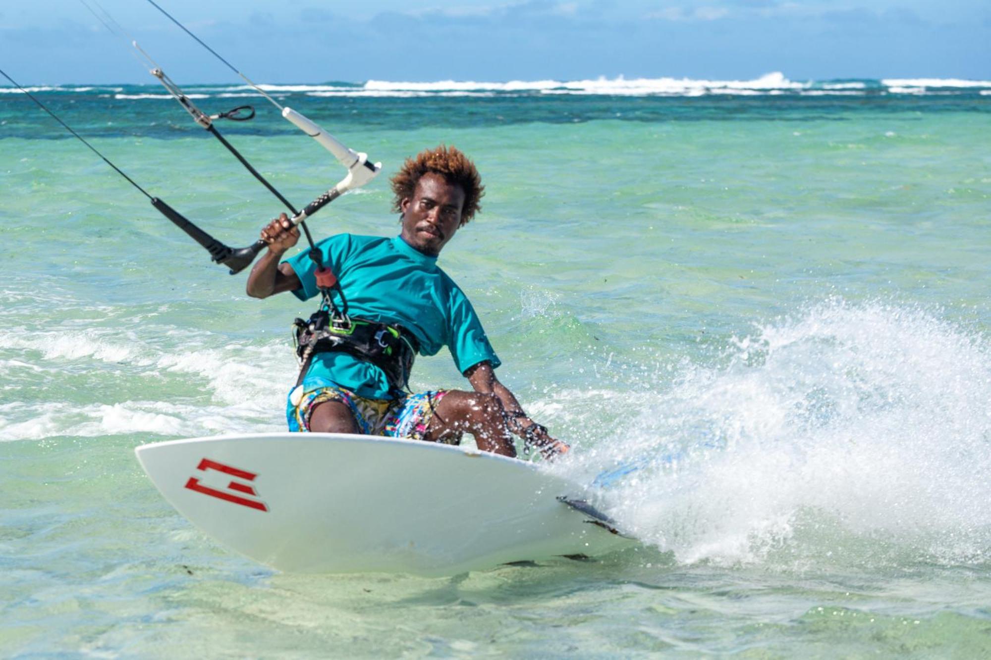 Ocean Lodge Kite & Windsurf Antsiranana Extérieur photo