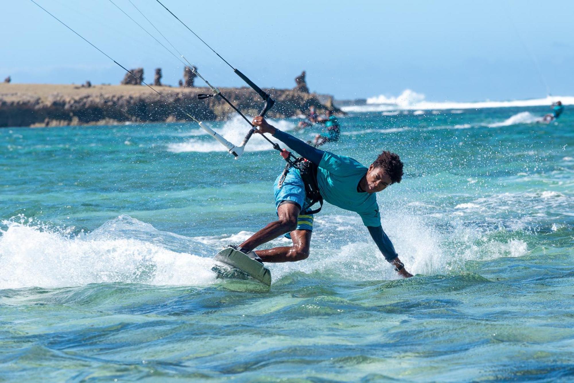 Ocean Lodge Kite & Windsurf Antsiranana Extérieur photo